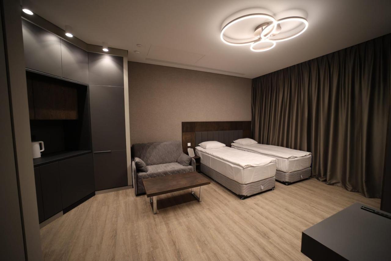 Avenue Residence By Ay North Avenue 耶烈万 外观 照片