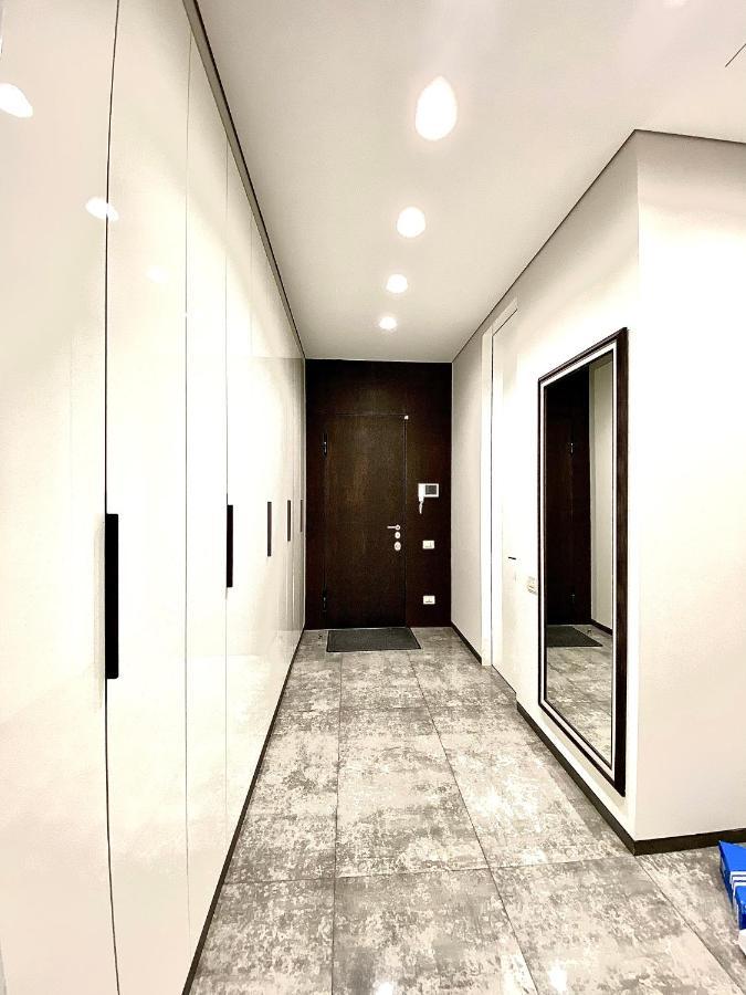 Avenue Residence By Ay North Avenue 耶烈万 外观 照片